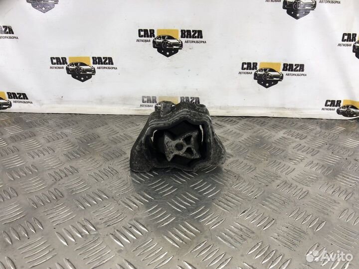Опора двигателя задняя Volvo XC60