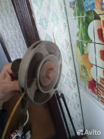 Триммер бензиновый