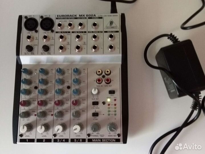 Микшерный пульт Behringer Eurorack MX602A