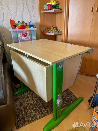 Стол для школьника