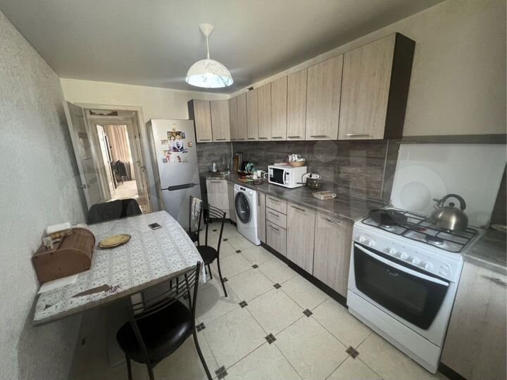 3-к. квартира, 61 м², 9/9 эт.