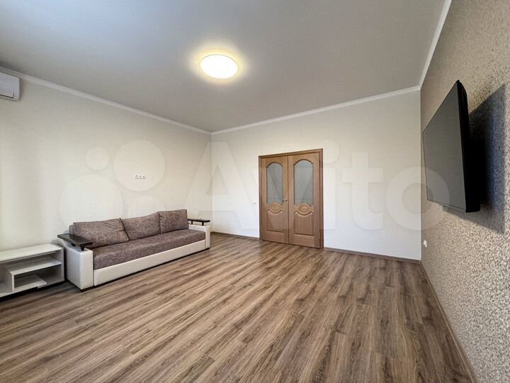 3-к. квартира, 95 м², 2/3 эт.