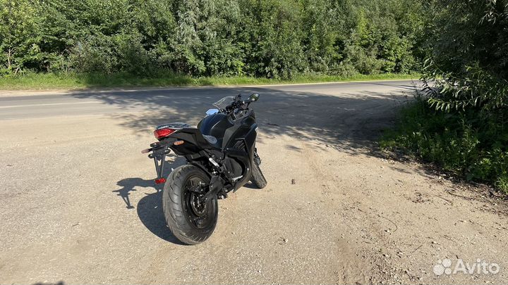 Электромотоцикл R3
