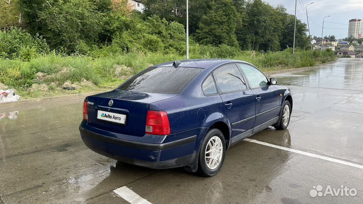 Volkswagen Passat 1.6 МТ, 1997, 348 000 км