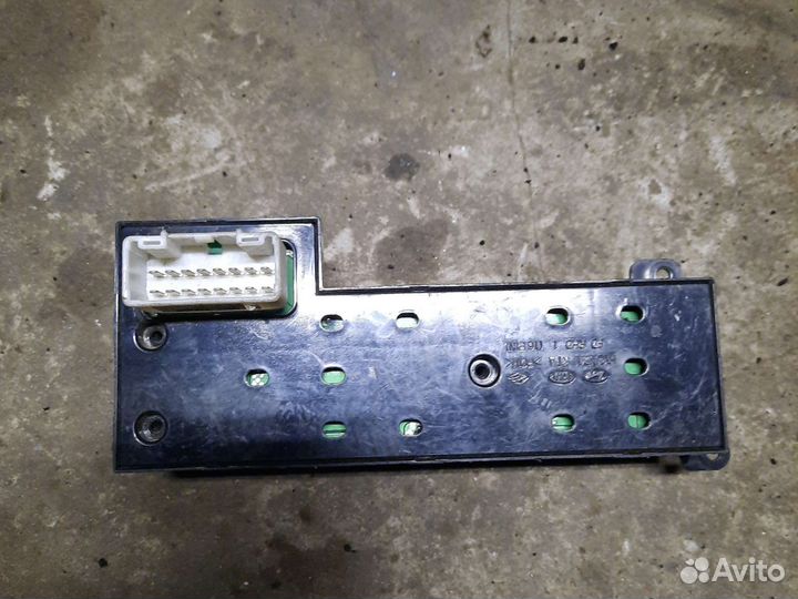 Блок управления стеклоподъемниками hyundai i30