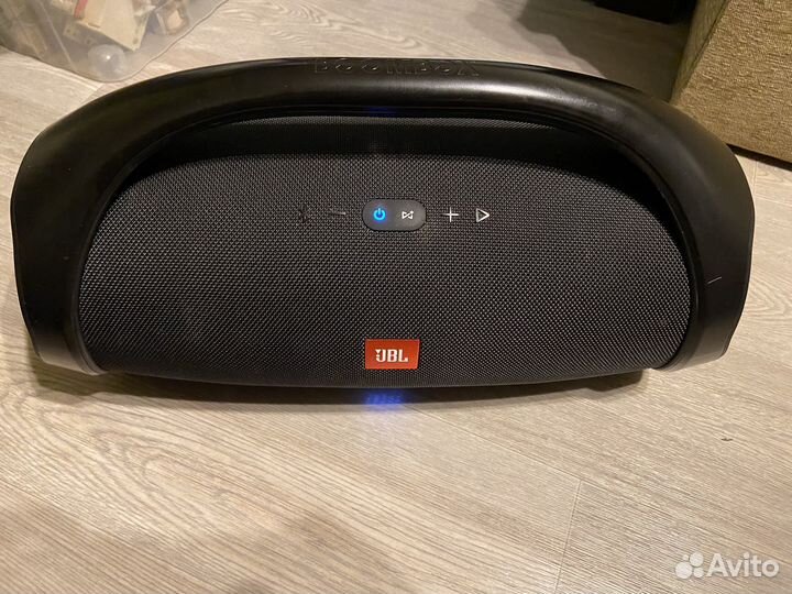 Колонка jbl boombox