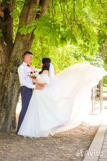 Свадебное платье