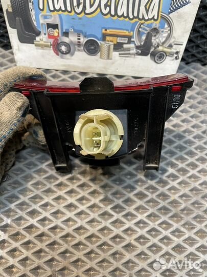 Дополнительный стоп сигнал Nissan Primera P12