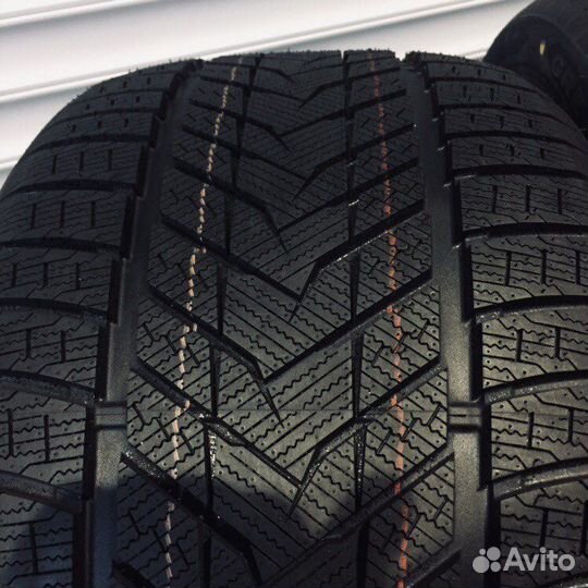 Grenlander IceHawke II 275/40 R21 и 315/35 R21