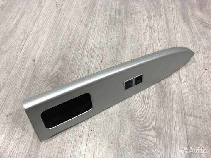 Кнопка стеклоподьёмника передняя правая Lifan