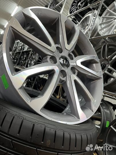 Диски литые R18 5*114.3 Kia стиль