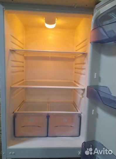 Холодильник Бирюса 131к