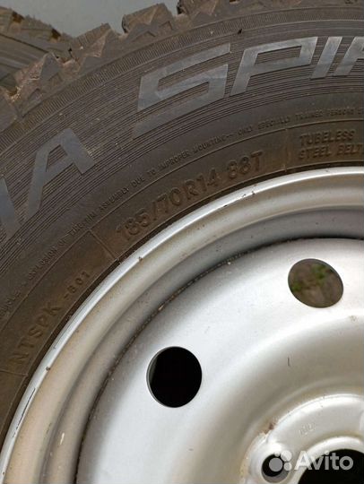 Nitto Therma Spike 185/70 R14 88T