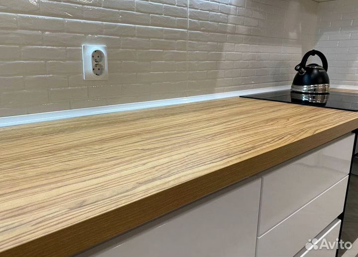 Кухня современная на заказ. Доставка и сборка