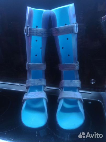 Тутора на голеностоп