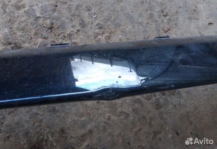 Накладка бампера центральная передняя Mercedes C