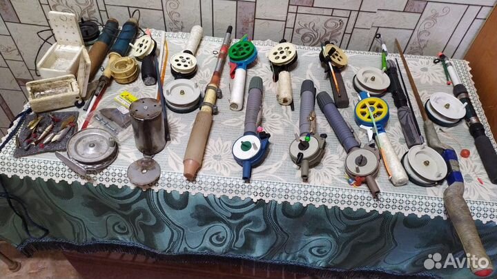 Зимние рыболовные снасти