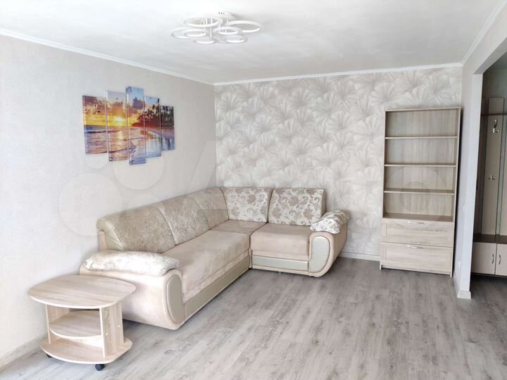 2-к. квартира, 42 м², 3/5 эт.