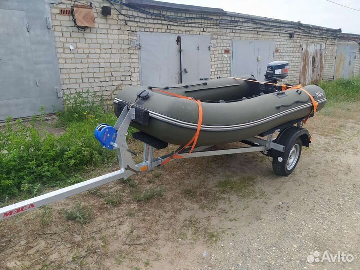 Продаëтся лодка с мотором