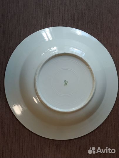 Тарелка фарфорового завода 