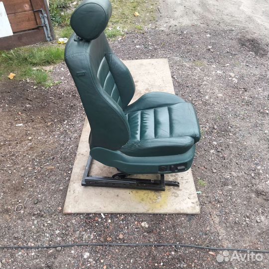 Сиденье в микроавтобус