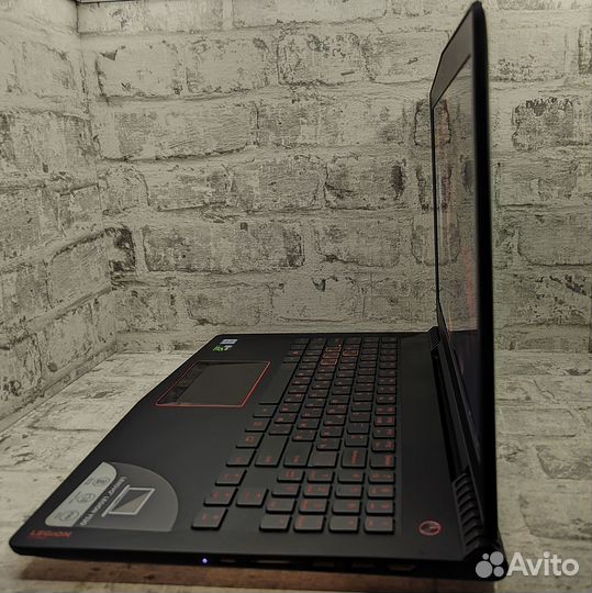 Ноутбук Lenovo Legion Y520