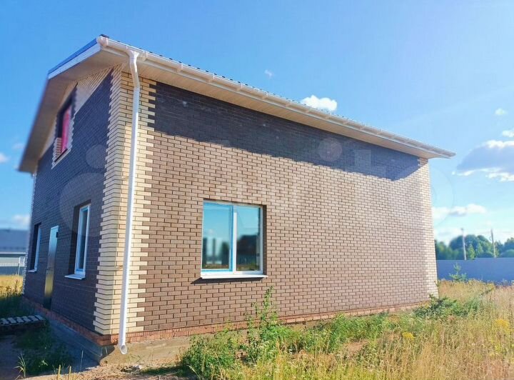 Коттедж 155 м² на участке 9 сот.