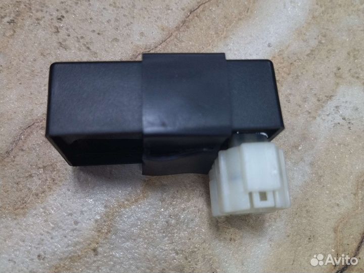 Коммутатор скутер 139QMB 50/80 cc