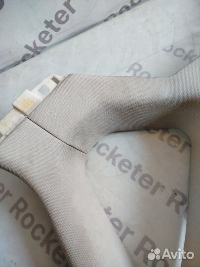 Обшивка стойки задняя левая Nissan Fuga 2006