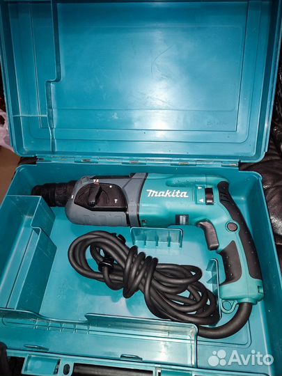 Перфоратор makita HR 2470