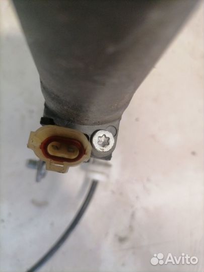 Стеклоподъемник передний правый Hyundai Sonata 4