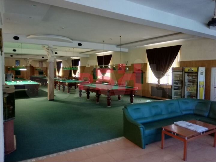 330 кв.м 2-й этаж, активный район, высокий трафик