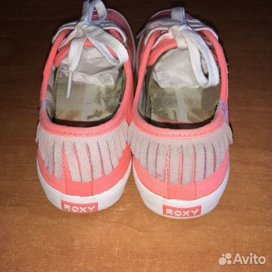 Слипоны новые Roxy
