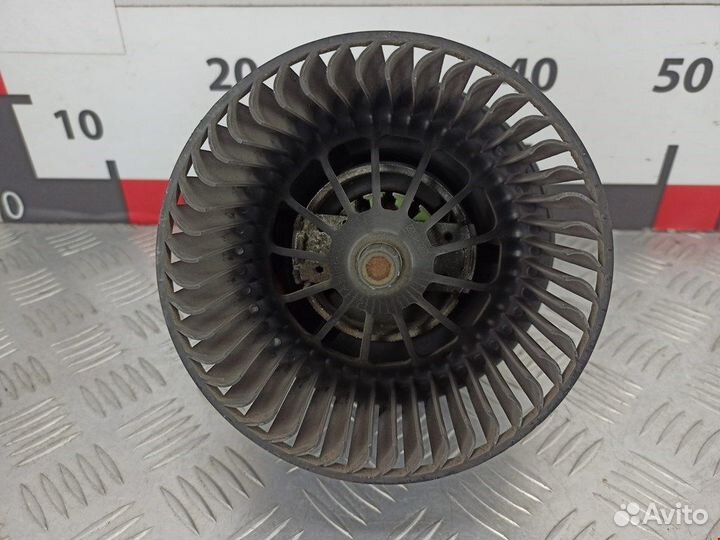 Моторчик печки для Ford Focus 2 1379568