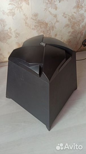 Активный сабвуфер jbl SUB150P