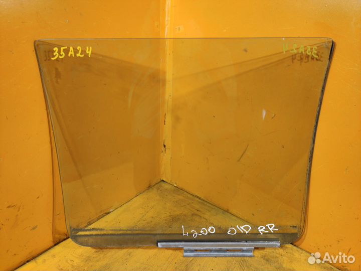 Стекло заднее правое для Mitsubishi L200 1996-2006