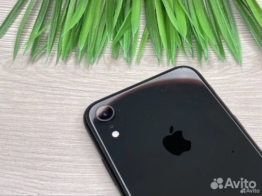 iPhone Xr, 64 ГБ