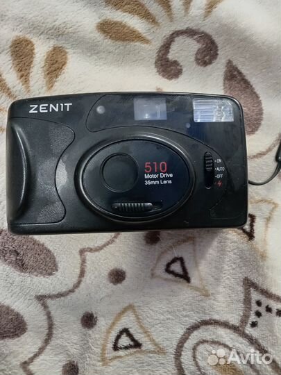 Пленочный фотоаппарат зенит