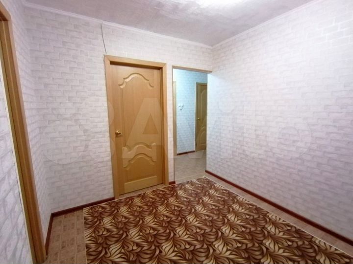 2-к. квартира, 54 м², 2/5 эт.