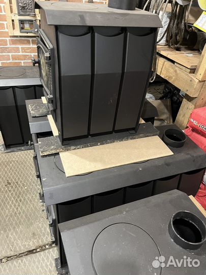 Печь дровяная отопительная Везувий Комфорт 70