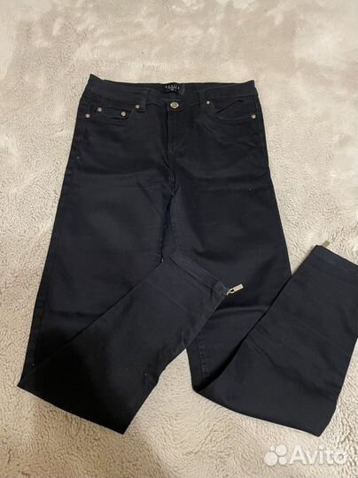 Джинсы,34,40 размеры,женские