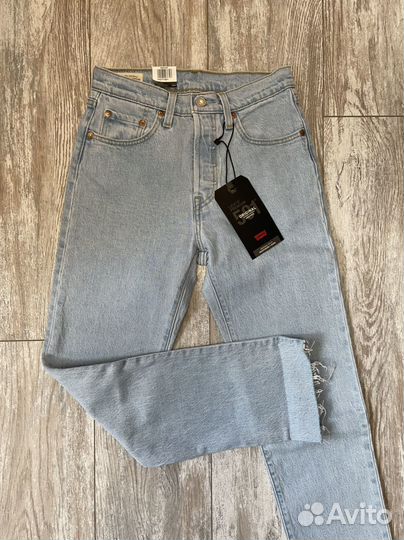 Женские джинсы levis 501