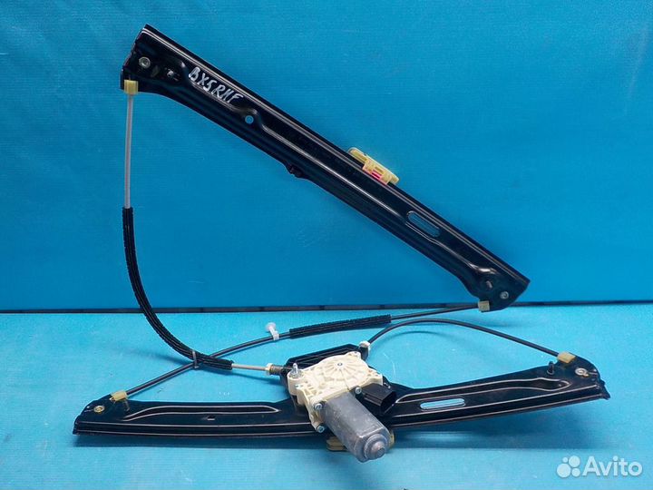 Стеклоподъемник передний правый BMW X5 F15 2013