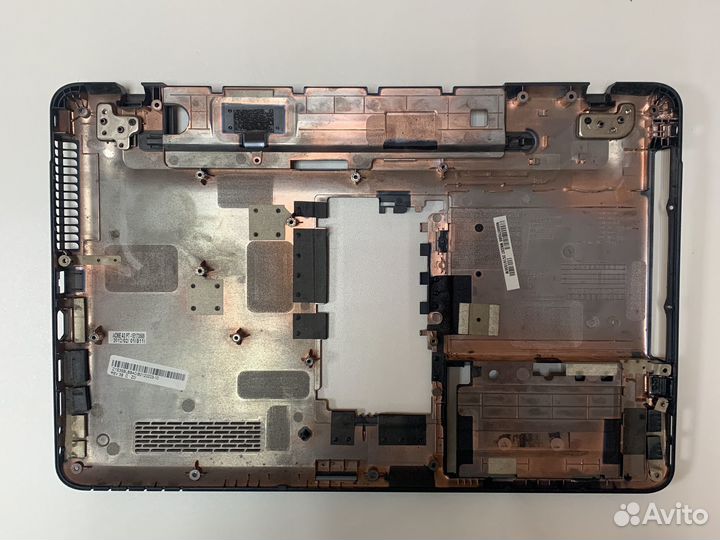 Поддон ноутбука toshiba l755