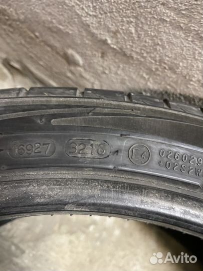 Nokian Tyres Hakka Black 275/35 R20