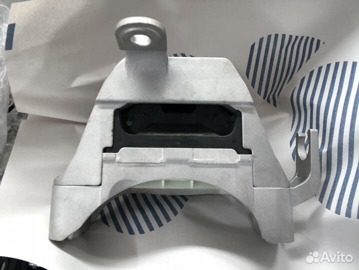 Подушка двигателя Орегинал Opel Astra J