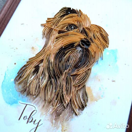 Картина ручной работы из бумажных полос