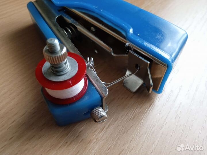 Ручная мини швейная машинка