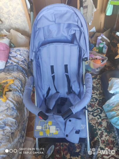 Прогулочная коляска трость