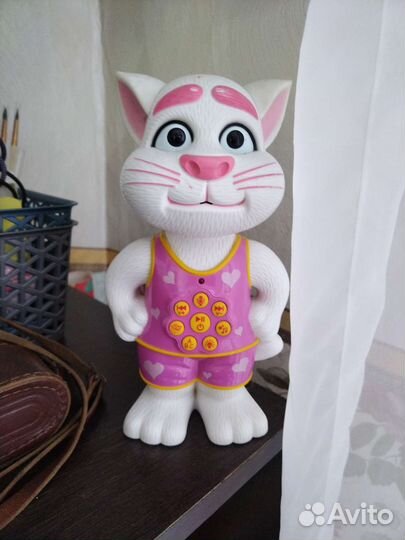 Говорящий кот том